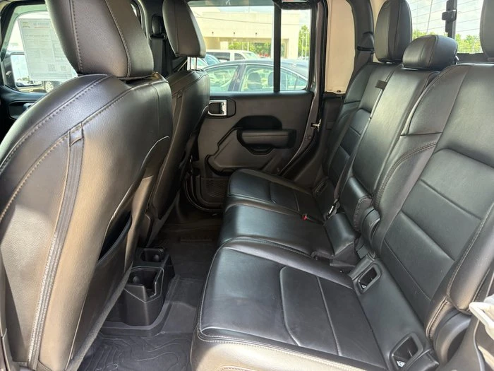 2023 Jeep JT Gladiator - Image 15 of 19