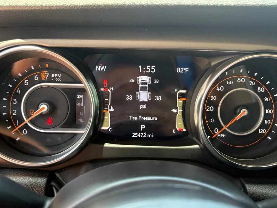 2023 Jeep JT Gladiator - Image 10 of 19