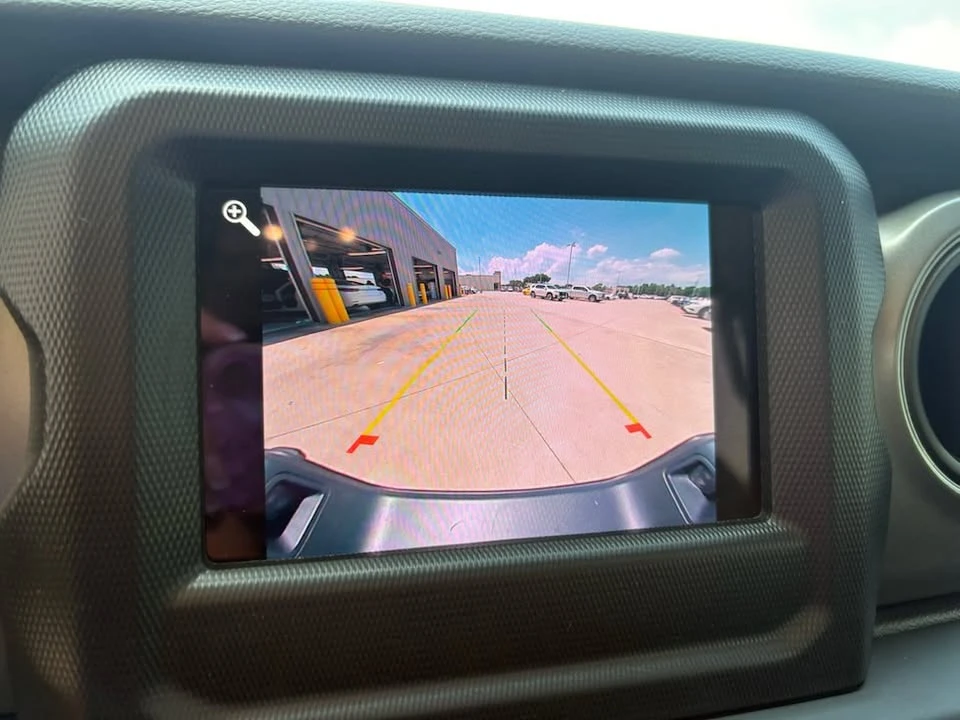 2023 Jeep JT Gladiator - Image 12 of 19