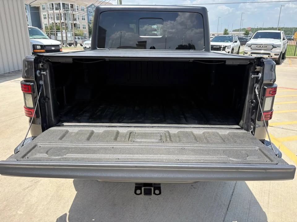 2023 Jeep JT Gladiator - Image 16 of 19