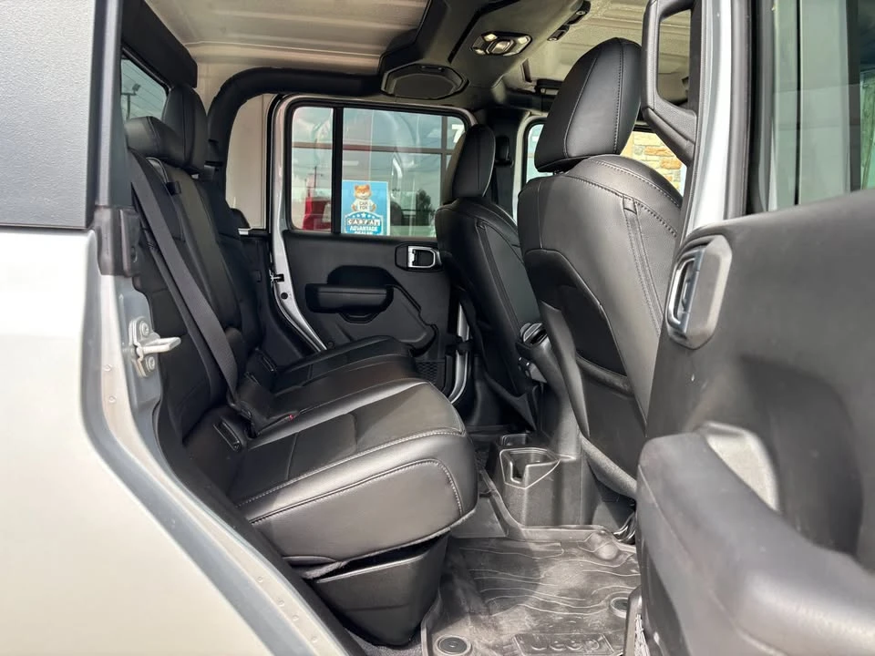 2023 Jeep JT Gladiator - Image 16 of 17