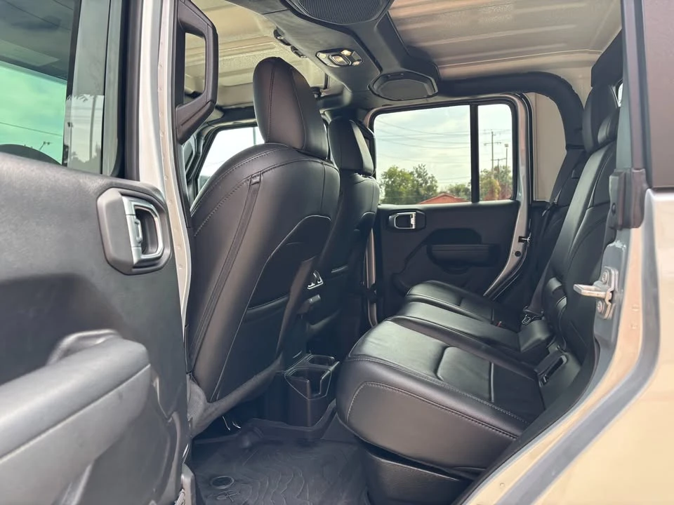 2023 Jeep JT Gladiator - Image 10 of 17