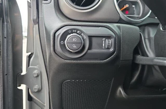 2023 Jeep JT Gladiator - Image 17 of 20