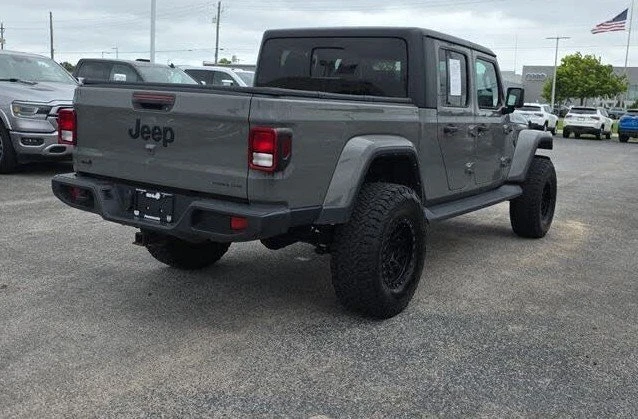 2023 Jeep JT Gladiator - Image 3 of 20