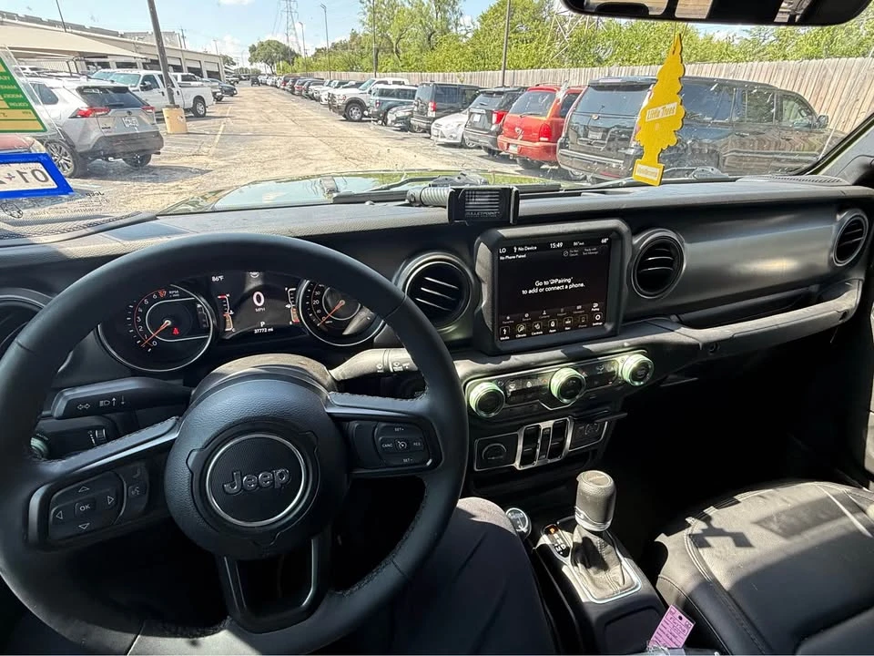 2023 Jeep JT Gladiator - Image 11 of 12