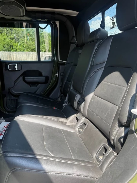 2023 Jeep JT Gladiator - Image 9 of 12