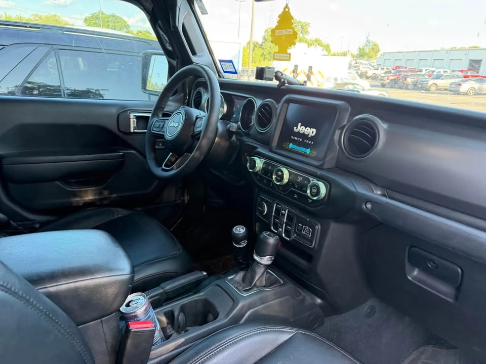 2023 Jeep JT Gladiator - Image 18 of 20