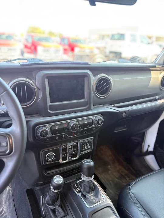 2023 Jeep JT Gladiator - Image 6 of 9