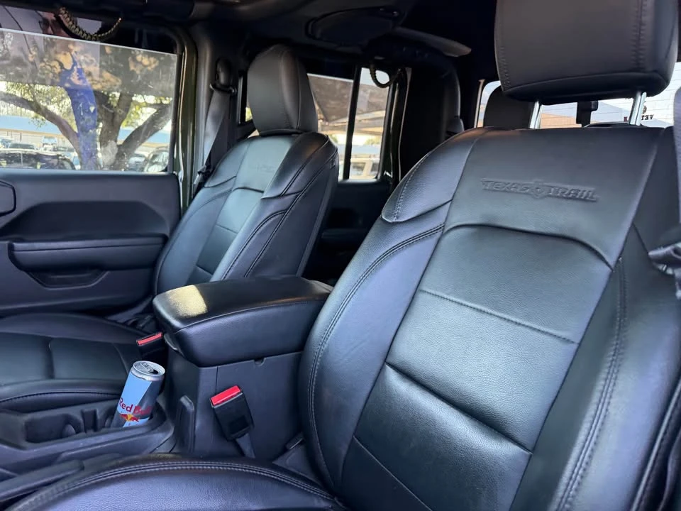 2023 Jeep JT Gladiator - Image 14 of 20