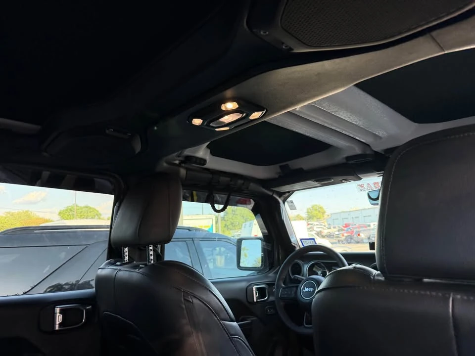 2023 Jeep JT Gladiator - Image 19 of 20