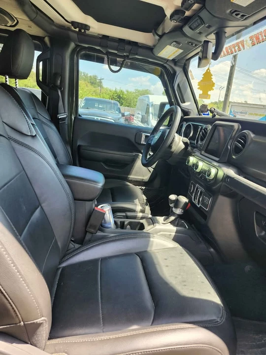 2023 Jeep JT Gladiator - Image 6 of 10