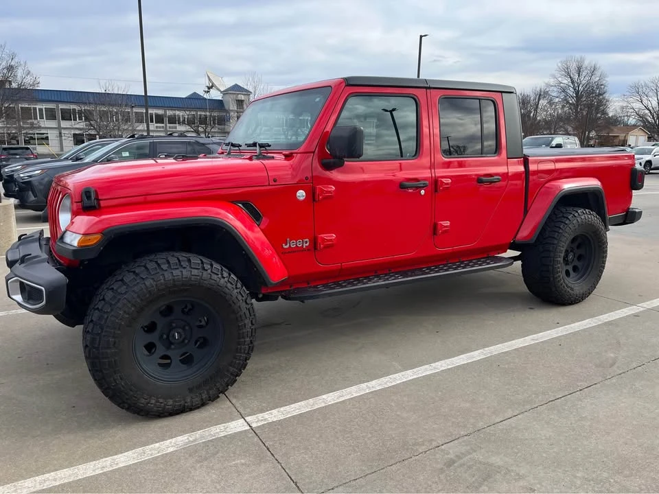 2023 Jeep JT Gladiator - Image 4 of 7
