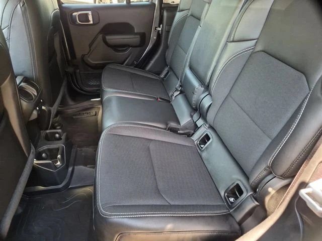 2023 Jeep JT Gladiator - Image 17 of 19