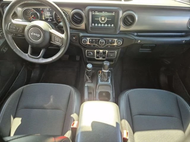 2023 Jeep JT Gladiator - Image 16 of 19