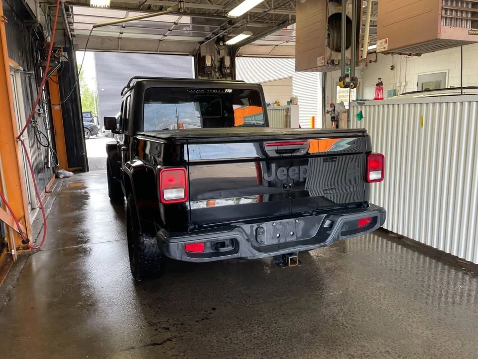 2023 Jeep JT Gladiator - Image 7 of 20