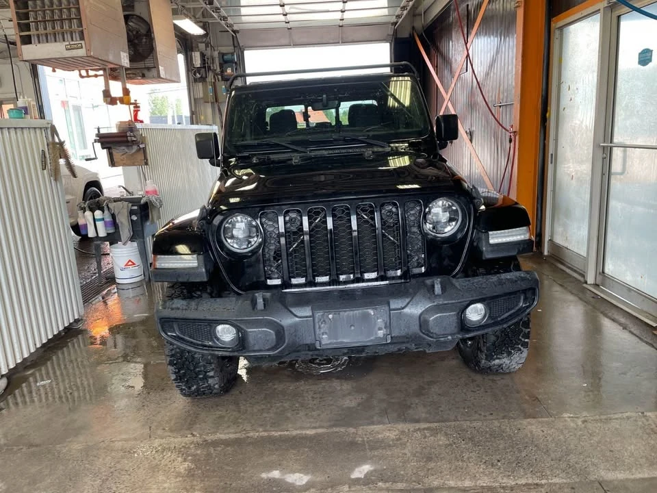 2023 Jeep JT Gladiator - Image 6 of 20