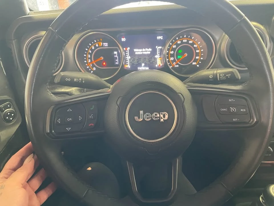 2023 Jeep JT Gladiator - Image 17 of 20