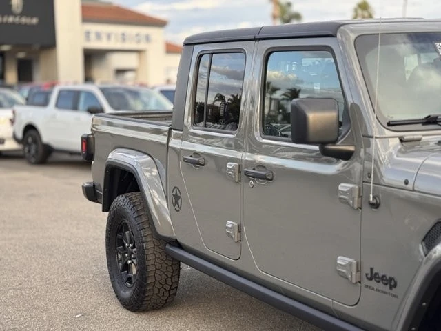 2023 Jeep JT Gladiator - Image 5 of 12