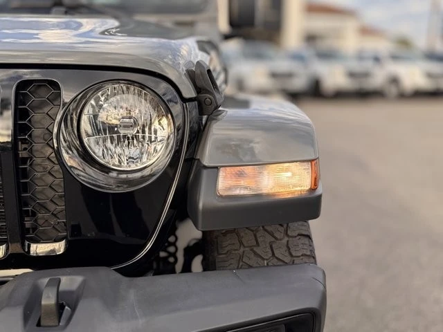 2023 Jeep JT Gladiator - Image 8 of 12