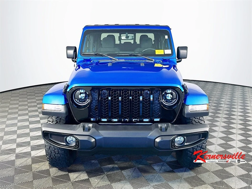 2023 Jeep JT Gladiator - Image 2 of 21