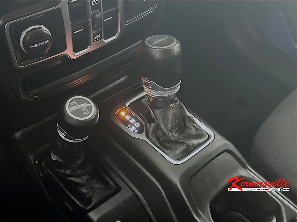 2023 Jeep JT Gladiator - Image 16 of 21