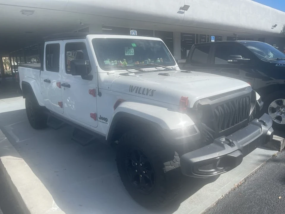 2023 Jeep JT Gladiator - Image 3 of 12