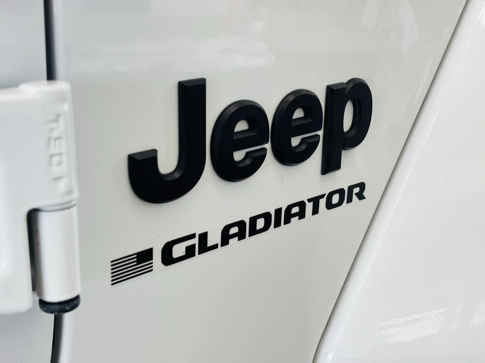 2023 Jeep JT Gladiator - Image 6 of 31