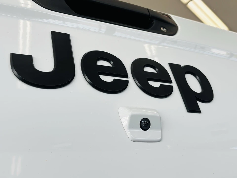 2023 Jeep JT Gladiator - Image 10 of 31