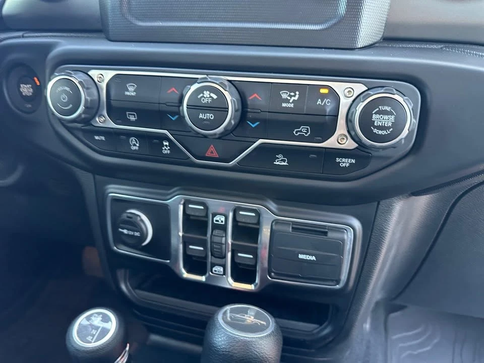 2023 Jeep JT Gladiator - Image 5 of 20