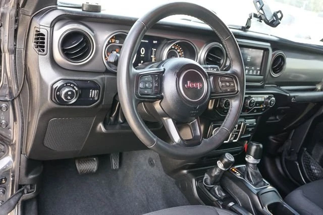 2023 Jeep JT Gladiator - Image 10 of 18