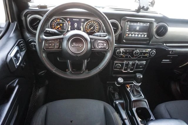 2023 Jeep JT Gladiator - Image 15 of 18
