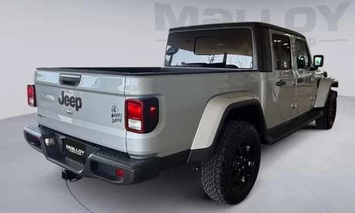 2023 Jeep JT Gladiator - Image 3 of 10