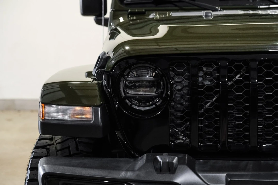 2023 Jeep JT Gladiator - Image 3 of 12