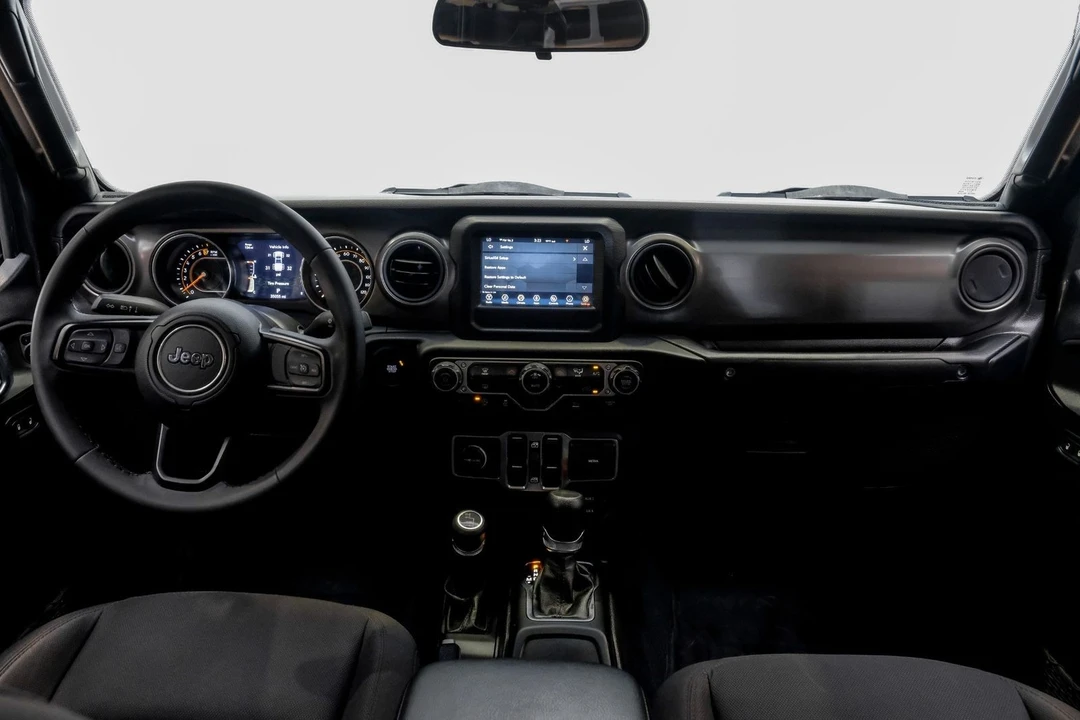 2023 Jeep JT Gladiator - Image 8 of 12