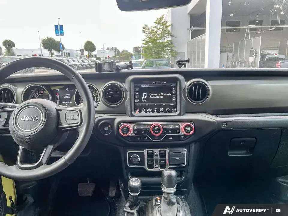 2023 Jeep JT Gladiator - Image 16 of 16