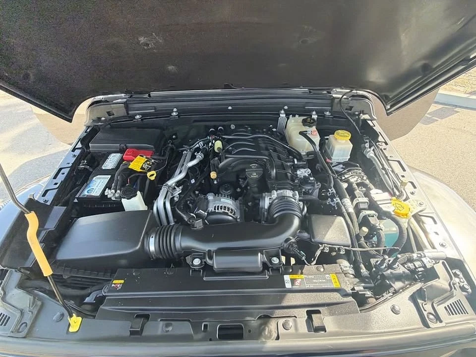 2023 Jeep JT Gladiator - Image 9 of 17