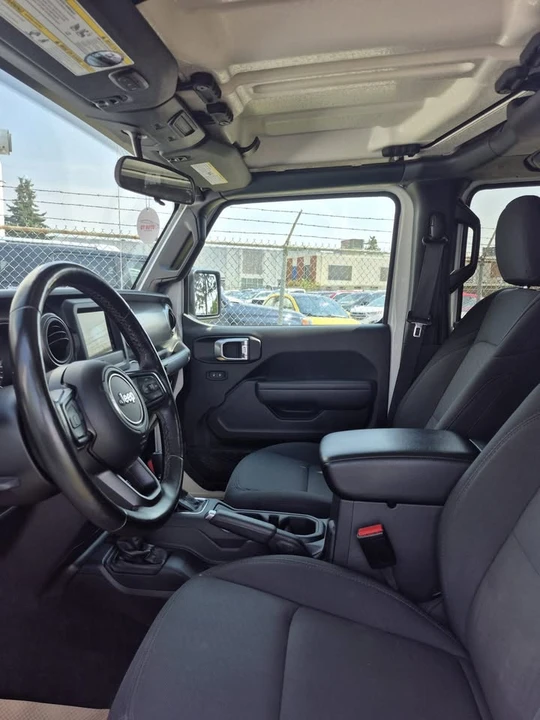 2023 Jeep JT Gladiator - Image 7 of 14