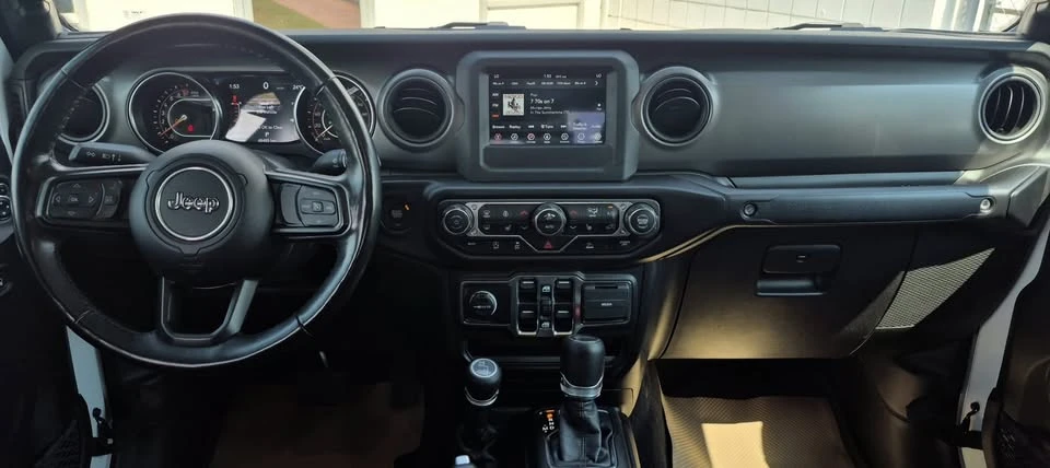 2023 Jeep JT Gladiator - Image 11 of 14