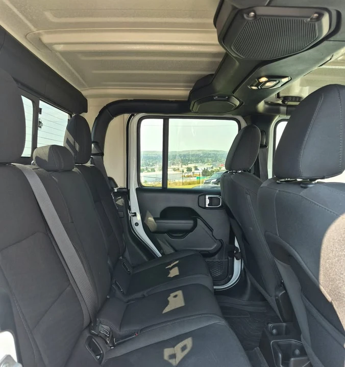 2023 Jeep JT Gladiator - Image 10 of 14
