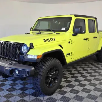 2023 Jeep Gladiator Willys Crew Cab