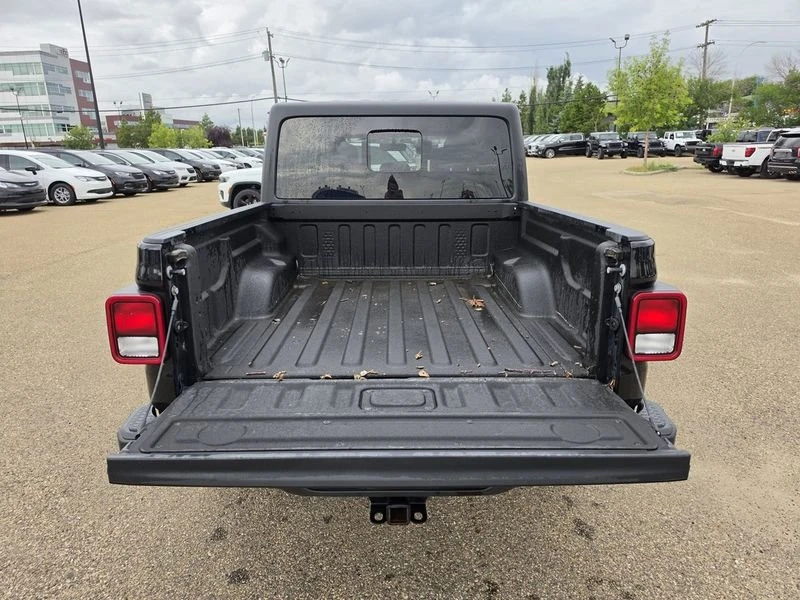 2023 Jeep JT Gladiator - Image 5 of 20