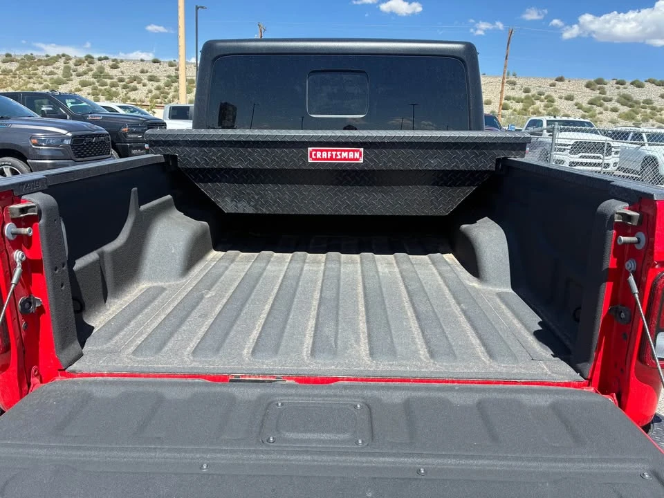 2023 Jeep JT Gladiator - Image 5 of 11