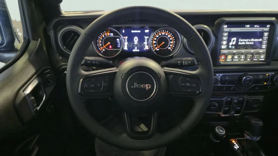 2023 Jeep JT Gladiator - Image 14 of 20