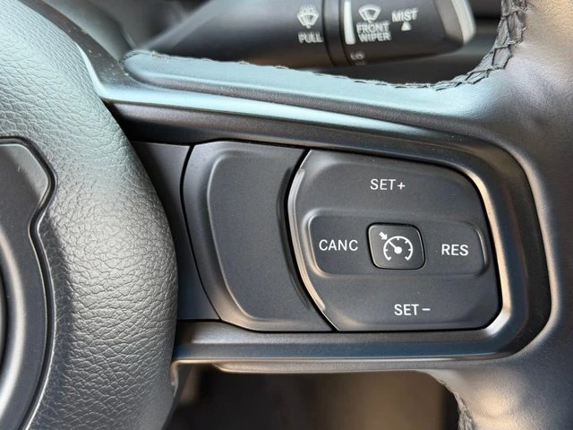 2023 Jeep JT Gladiator - Image 15 of 20