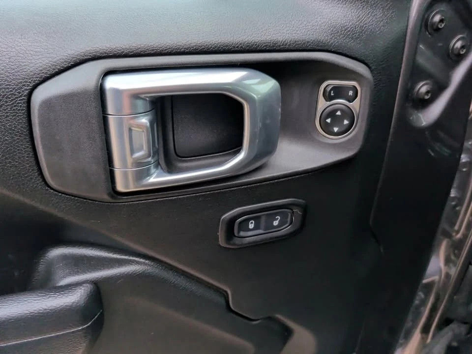 2023 Jeep JT Gladiator - Image 11 of 20