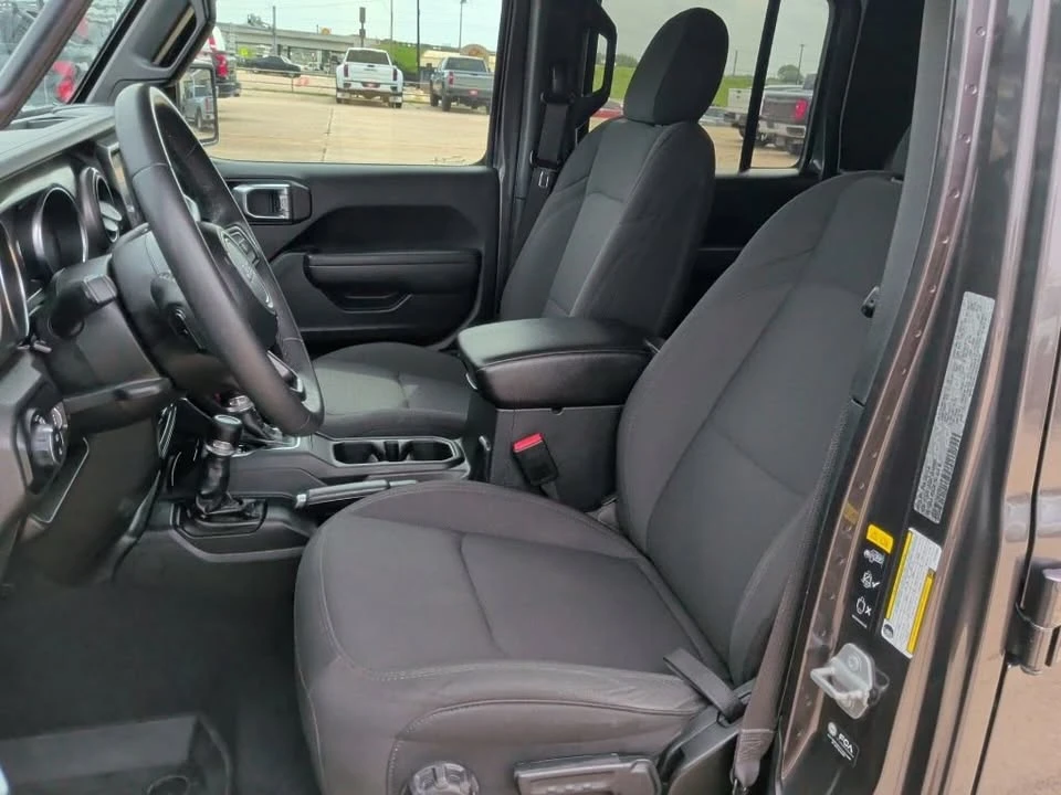 2023 Jeep JT Gladiator - Image 12 of 20