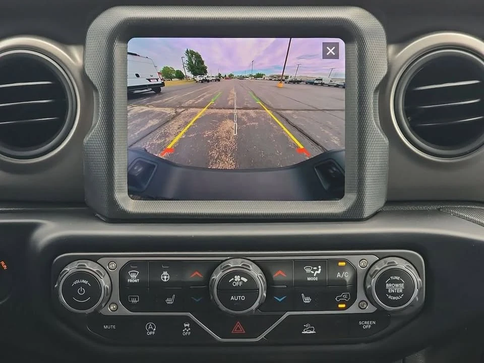 2023 Jeep JT Gladiator - Image 15 of 20