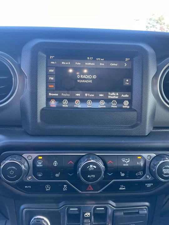 2023 Jeep JT Gladiator - Image 7 of 12