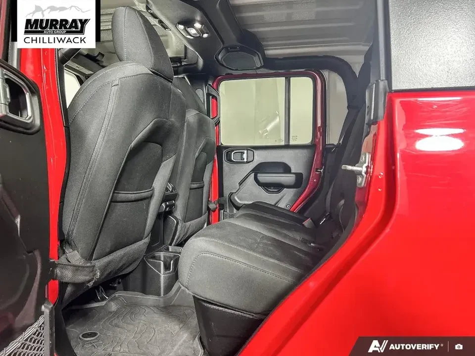 2023 Jeep JT Gladiator - Image 19 of 20