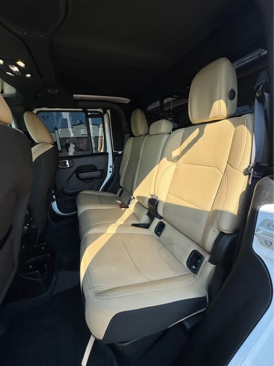 2023 Jeep JT Gladiator - Image 12 of 18